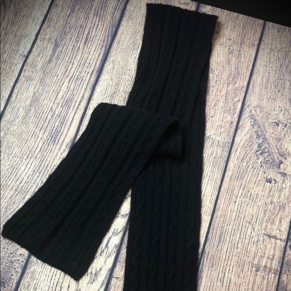 Ralph Lauren Black Wool Hand Knitted Scarf
